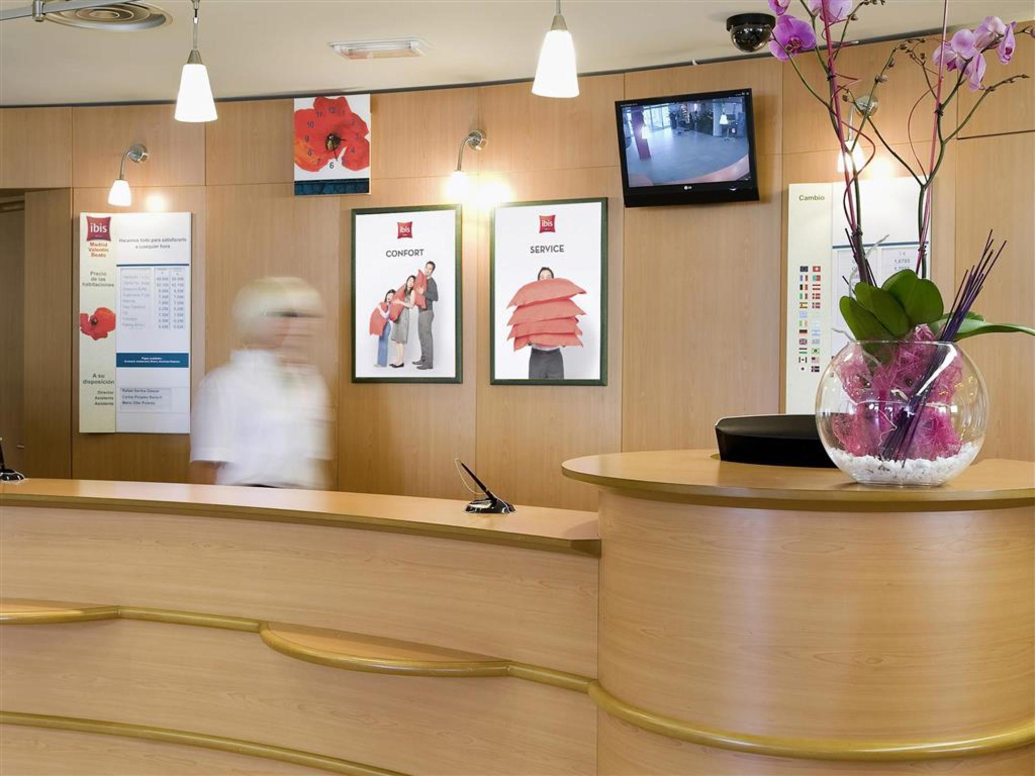 Ibis Madrid Calle Alcala Bagian luar foto