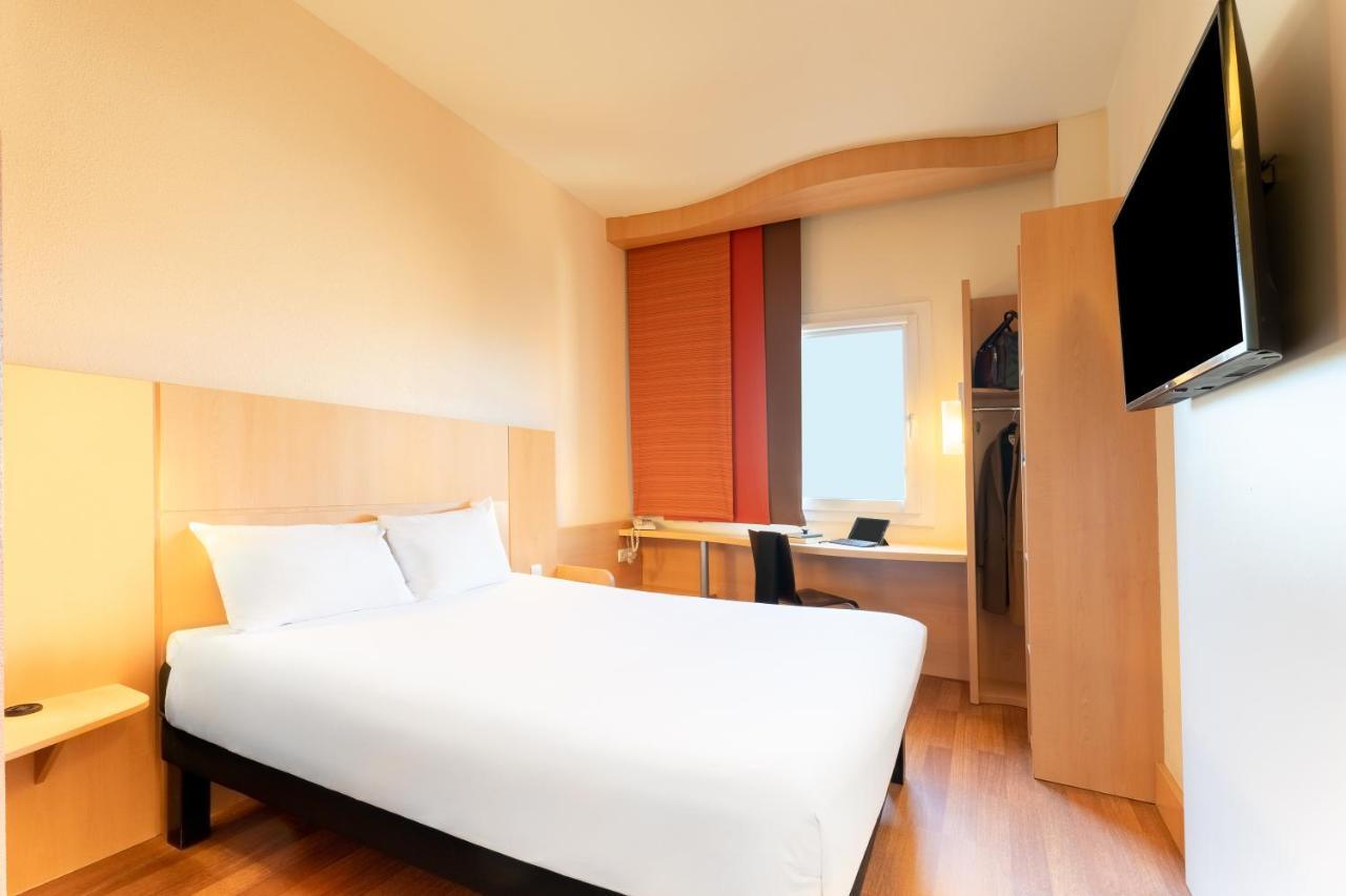 Ibis Madrid Calle Alcala Bagian luar foto