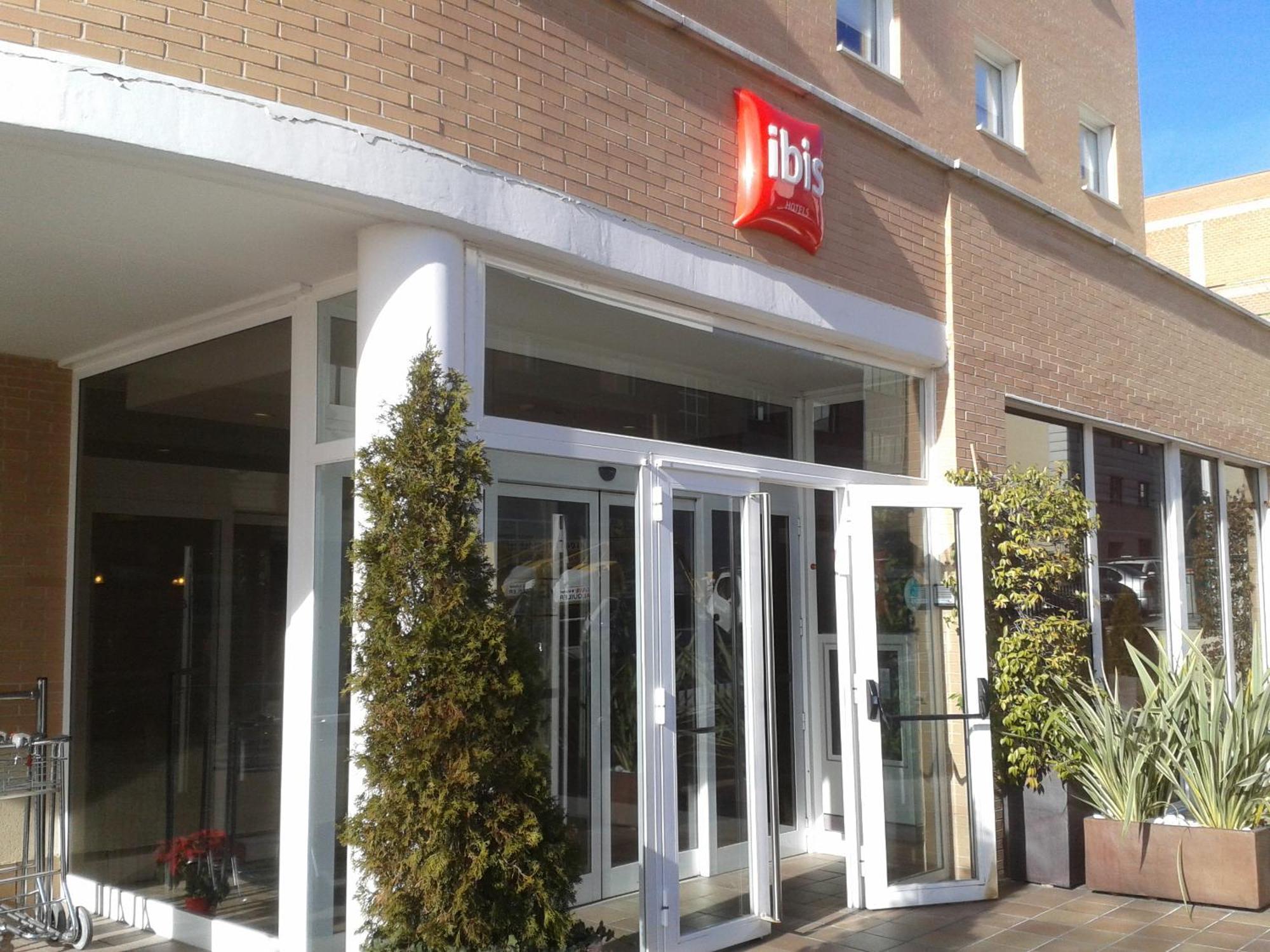 Ibis Madrid Calle Alcala Bagian luar foto